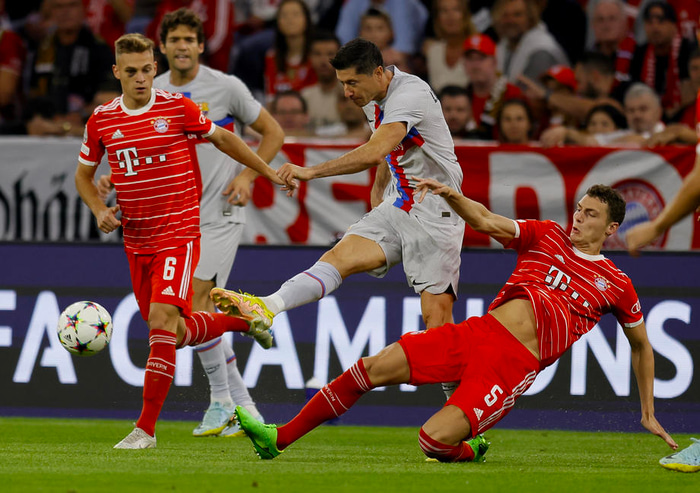 Robert Lewandowski er auðvitað í liði Barcelona