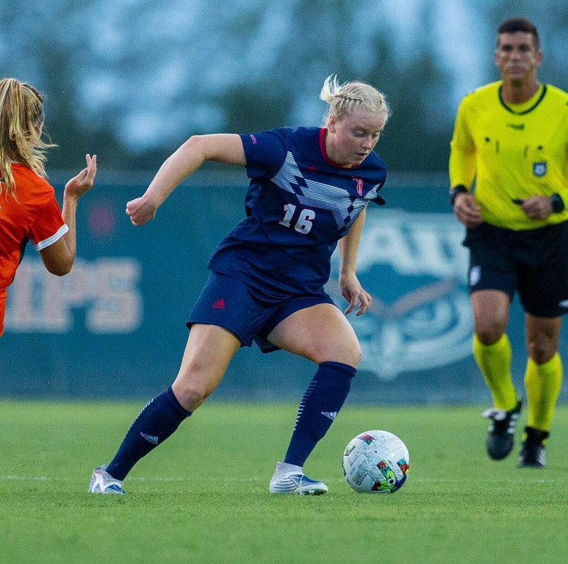 Elín Björg Norðfjörð Símonard - Florida Atlantic University.