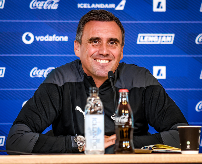 Arnar Þór Viðarsson