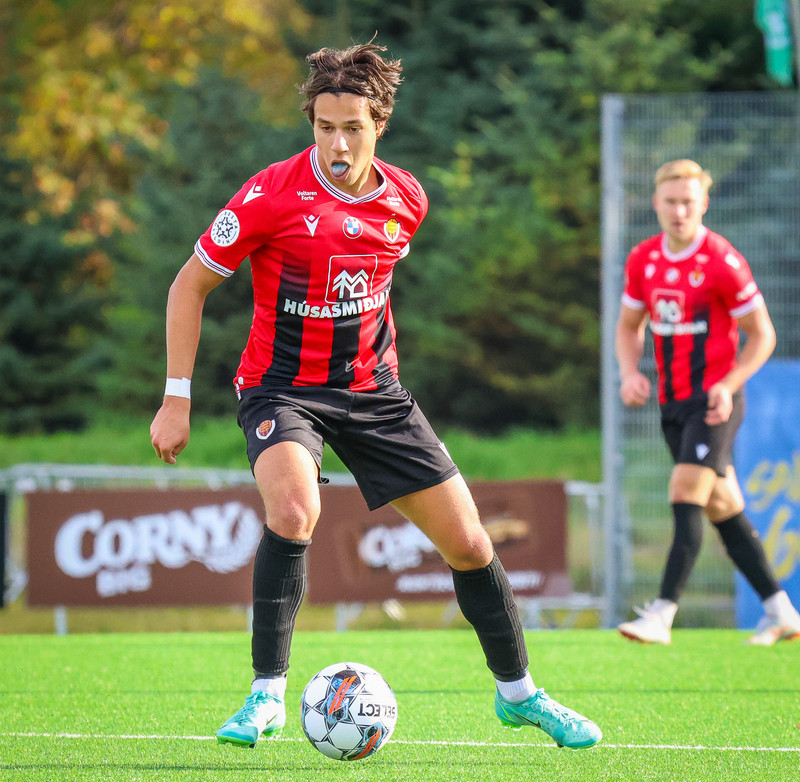 Danijel Djuric er yngstur í hópnum, nítján ára og á eftir að spila U21 landsleik.