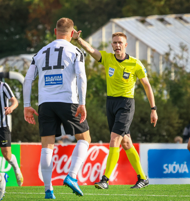 Helgi Mikael Jónasson.