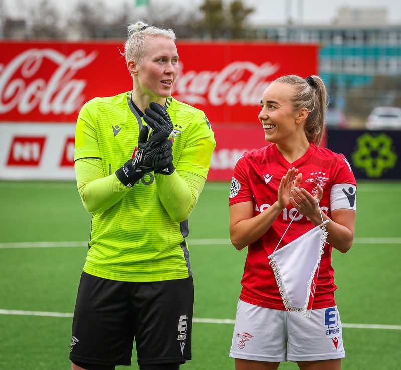 Myndaveisla: Naumt tap hjá Val gegn Slavia Prag
