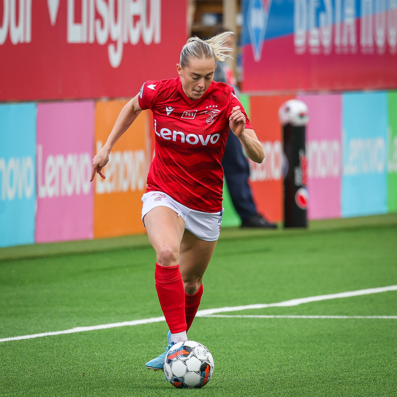 Myndaveisla: Naumt tap hjá Val gegn Slavia Prag