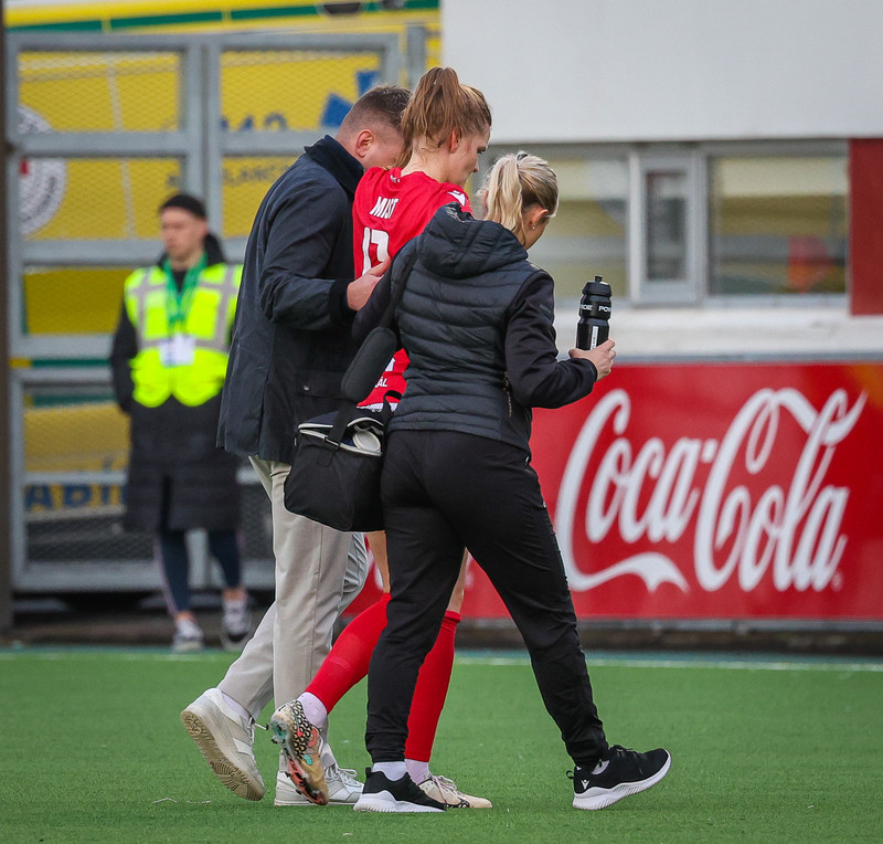 Myndaveisla: Naumt tap hjá Val gegn Slavia Prag