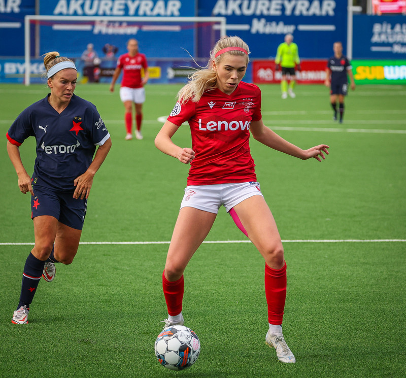 Myndaveisla: Naumt tap hjá Val gegn Slavia Prag