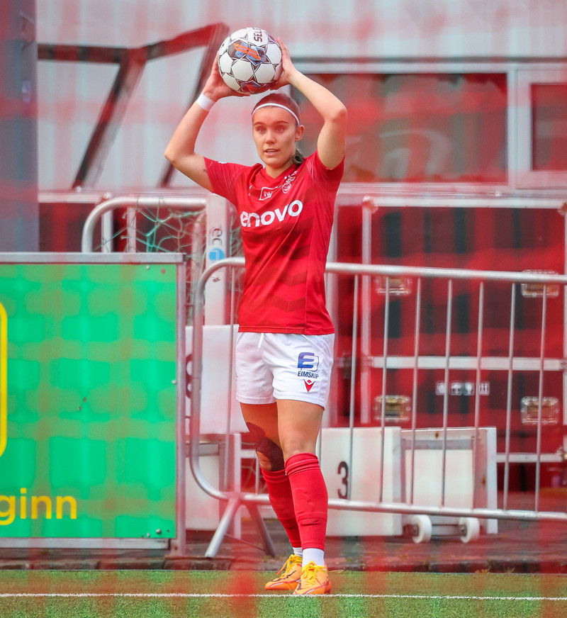 Myndaveisla: Naumt tap hjá Val gegn Slavia Prag