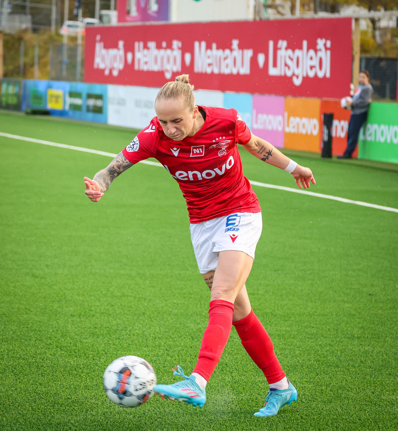 Myndaveisla: Naumt tap hjá Val gegn Slavia Prag