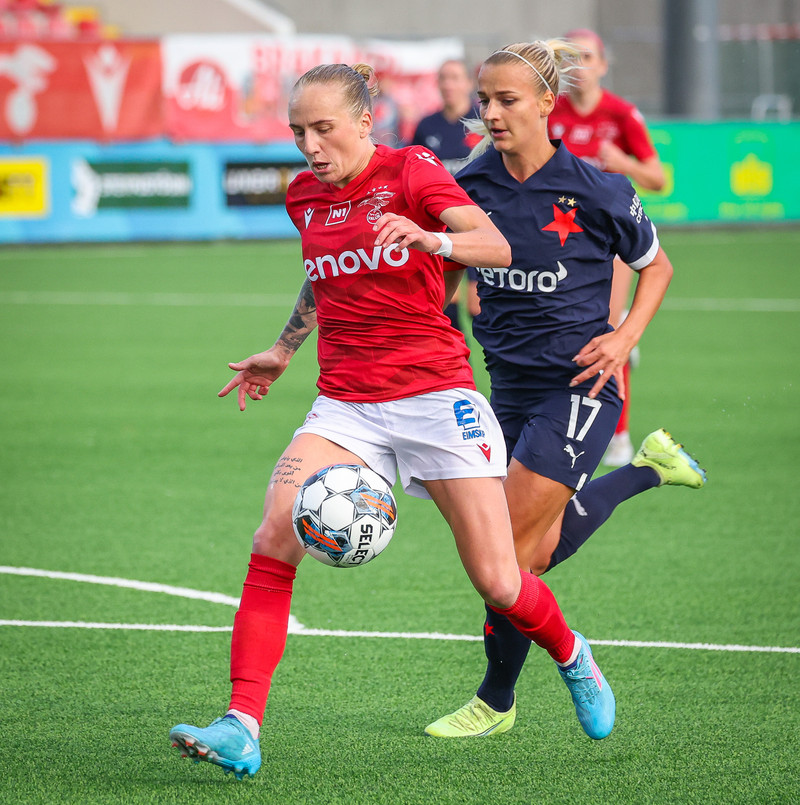 Myndaveisla: Naumt tap hjá Val gegn Slavia Prag