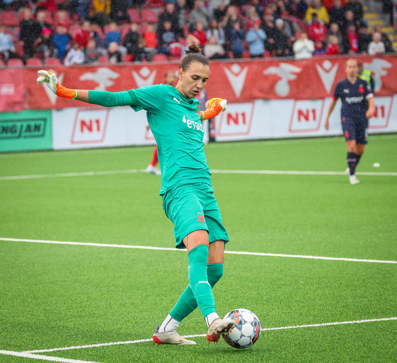 Myndaveisla: Naumt tap hjá Val gegn Slavia Prag