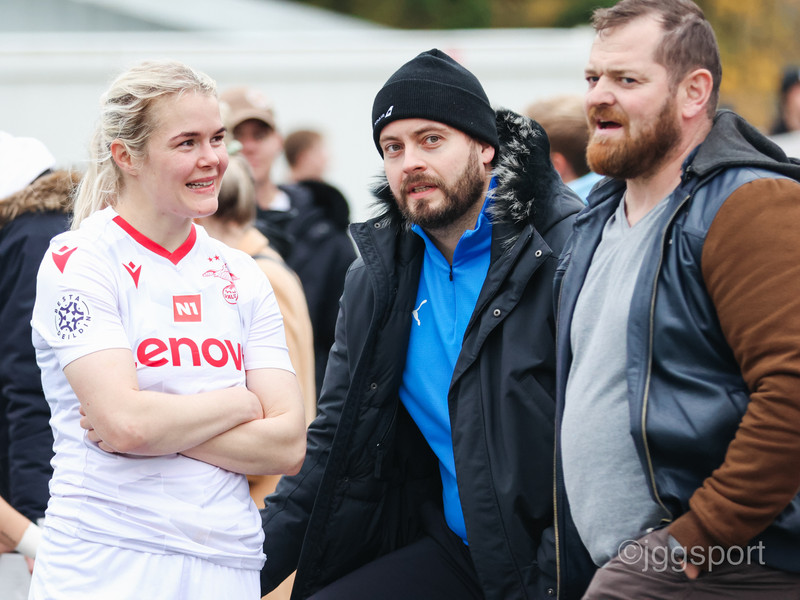 Myndaveisla 2: Valur Íslandsmeistari með sigri í Mosfellsbæ