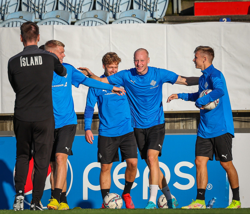 Myndir: U21 æfði í Ceské Budejovice í gær
