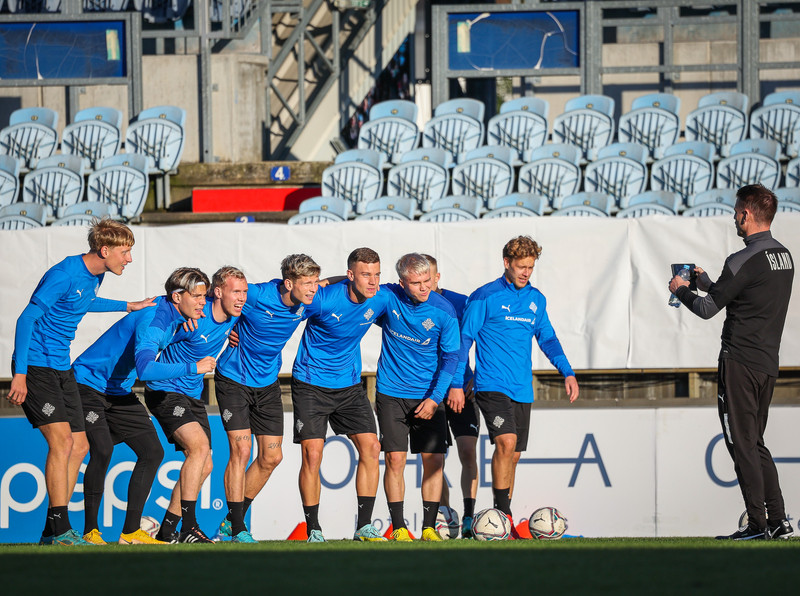 Myndir: U21 æfði í Ceské Budejovice í gær