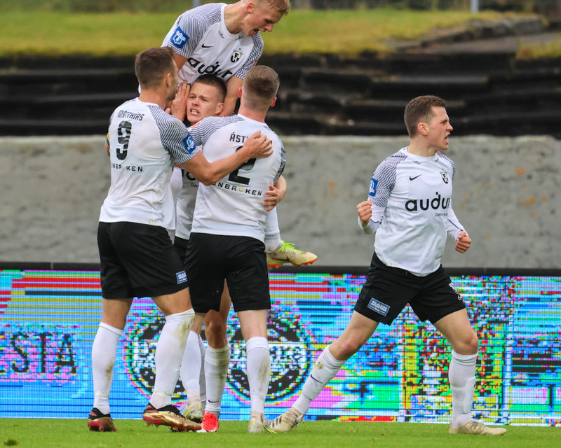 Myndaveisla 2: Víkingur Mjólkurbikarmeistari 2022