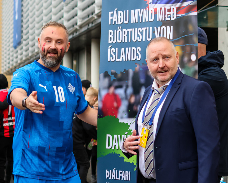 Fengu mynd af sér með björtustu von Íslands