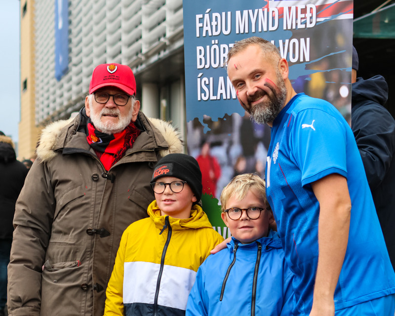 Fengu mynd af sér með björtustu von Íslands