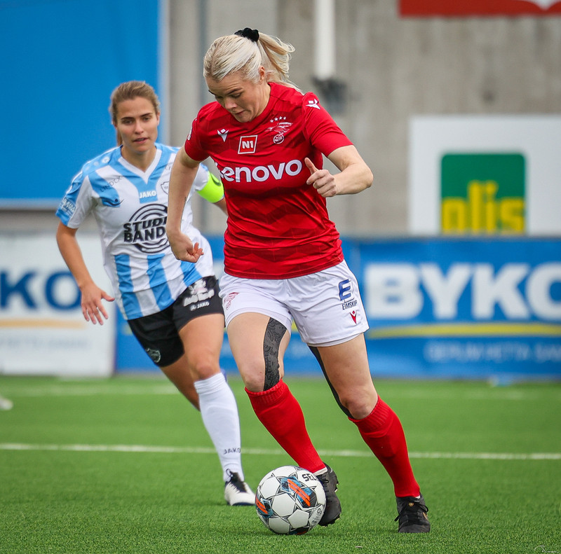 Myndaveisla: Valur fékk Íslandsmeistaraskjöldinn eftir jafntefli gegn Selfossi