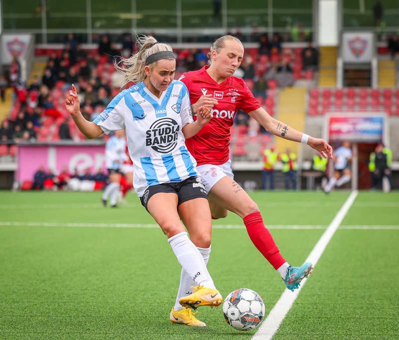 Myndaveisla: Valur fékk Íslandsmeistaraskjöldinn eftir jafntefli gegn Selfossi
