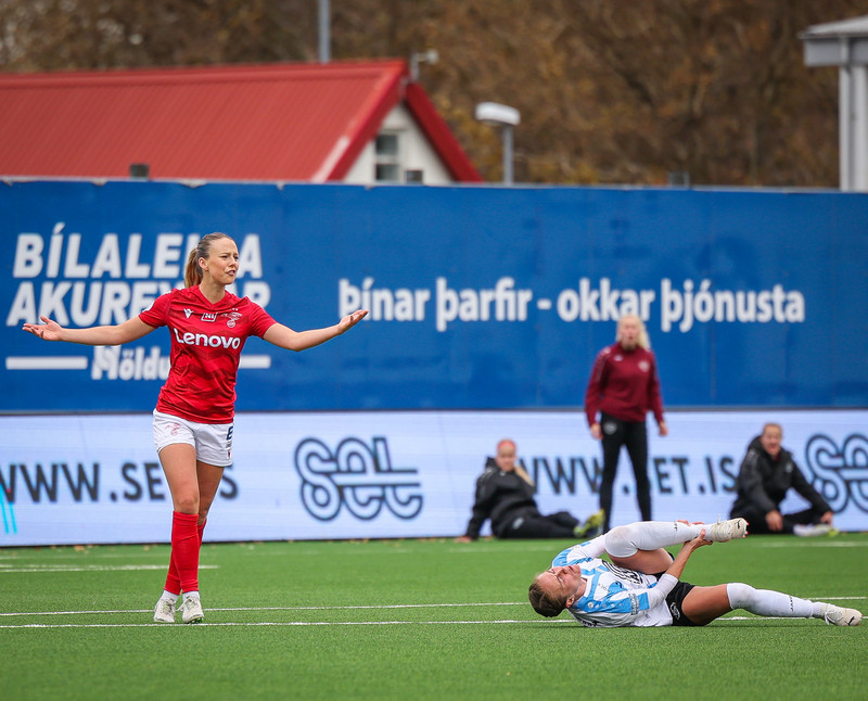 Myndaveisla: Valur fékk Íslandsmeistaraskjöldinn eftir jafntefli gegn Selfossi