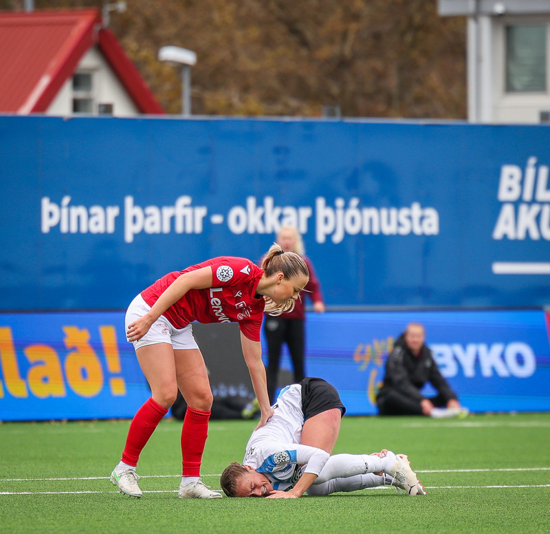 Myndaveisla: Valur fékk Íslandsmeistaraskjöldinn eftir jafntefli gegn Selfossi