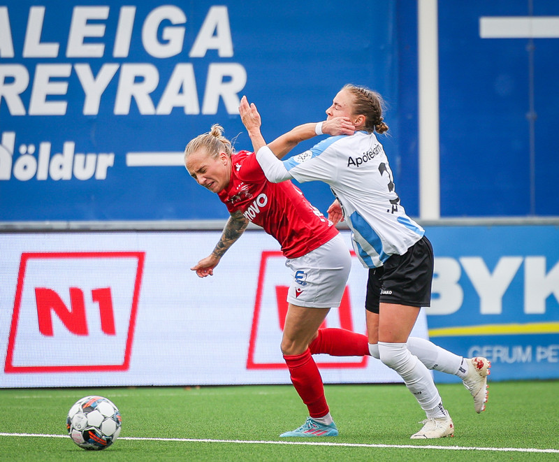 Myndaveisla: Valur fékk Íslandsmeistaraskjöldinn eftir jafntefli gegn Selfossi