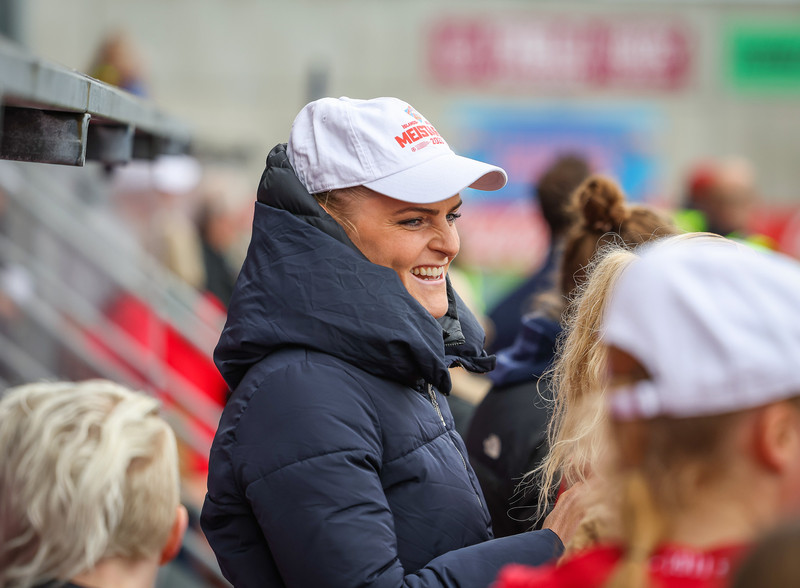 Myndaveisla: Valur fékk Íslandsmeistaraskjöldinn eftir jafntefli gegn Selfossi