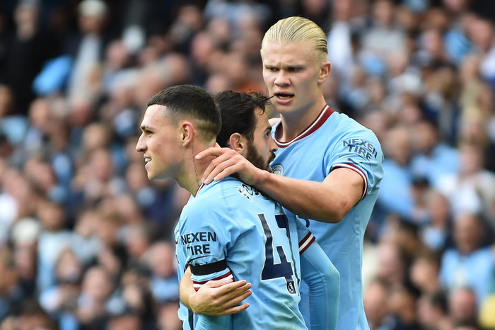 Þrennu-kóngarnir Erling Braut Haaland og Phil Foden fá 10!