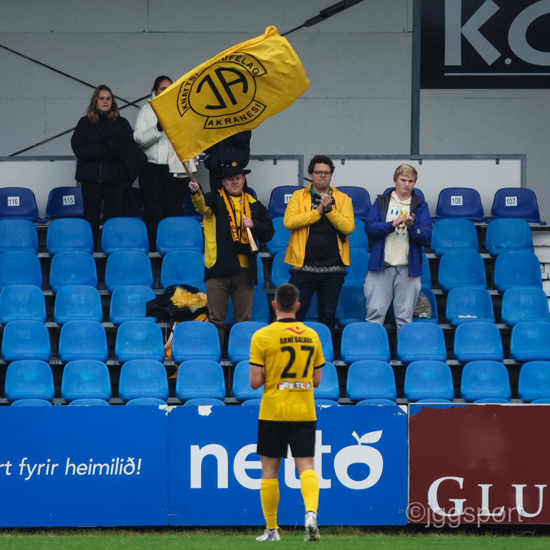 Besta deildin: Blikar enda á sigri - FH hélt sér á markatölu