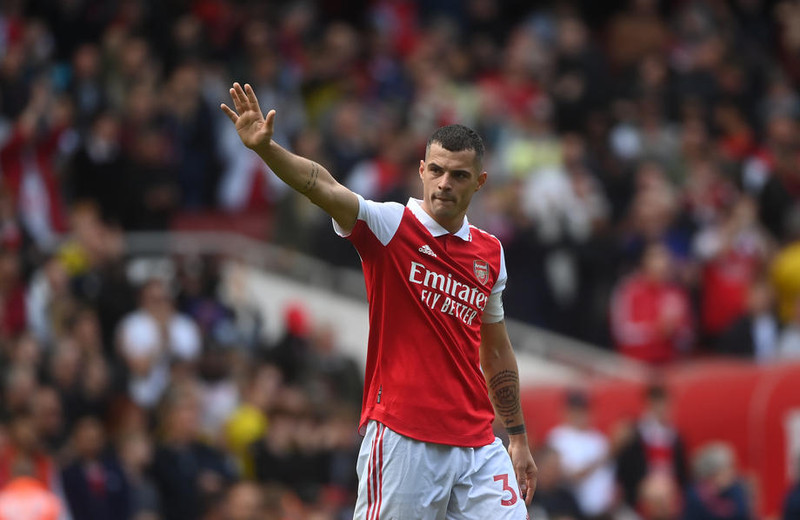 Milan skoðar Xhaka og Pasalic