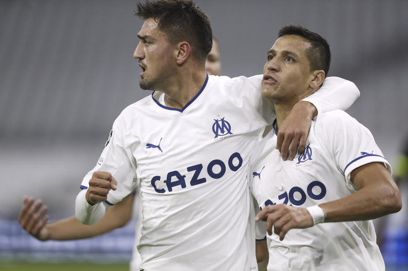 Alexis Sanchez jafnaði metin fyrir Marseille sem vann svo Sporting, 4-1.