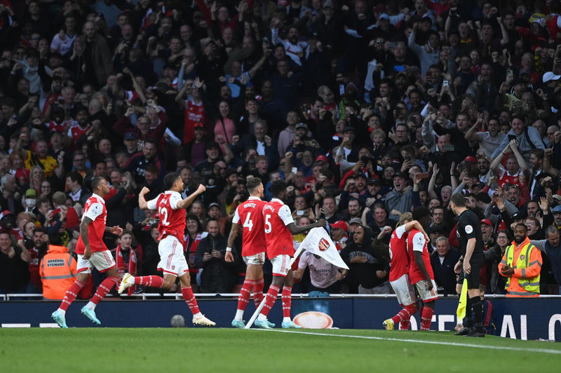 Arsenal spilar við PSV