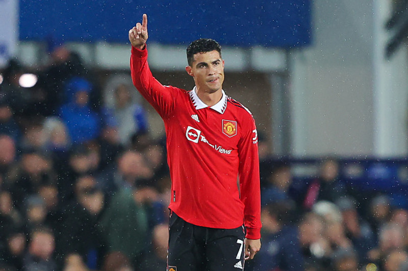 Cristiano Ronaldo fer alla vega ekki til Napoli