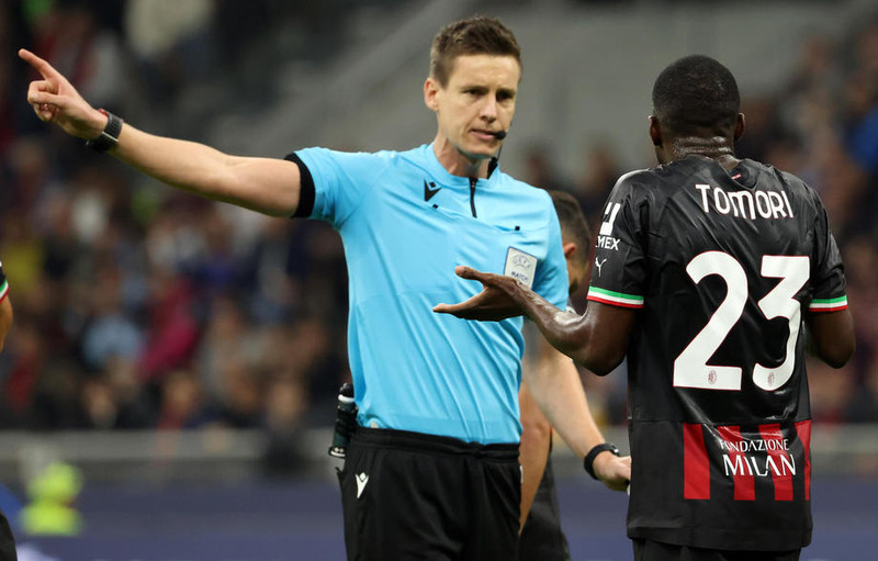 Fikayo Tomori var sendur í sturtu