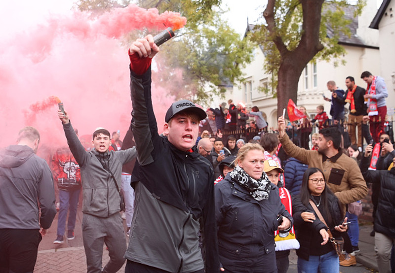Fyrir utan Anfield í gær.