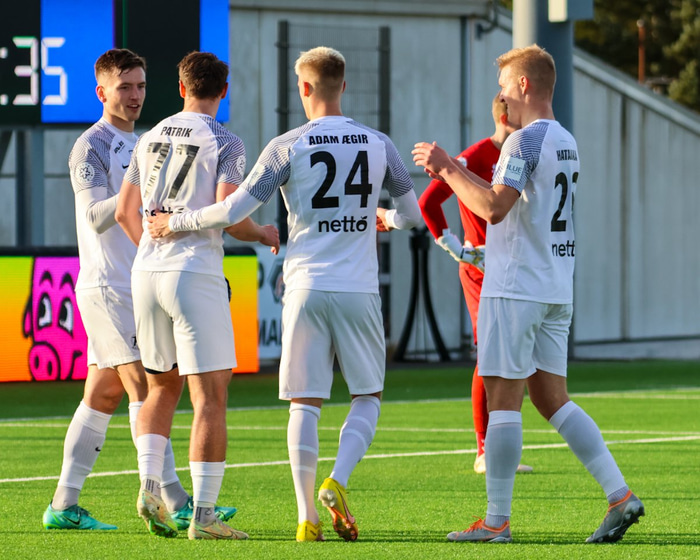 Keflavík fagnar marki á síðasta tímabili.