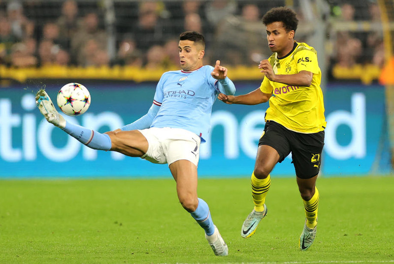 Joao Cancelo fær þrist frá Manchester Evening News