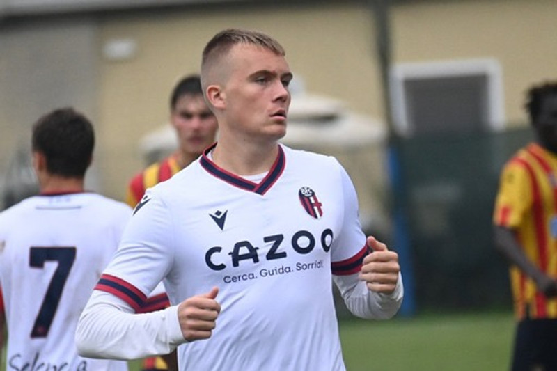 Æfingahópur U19 fyrir milliriðil á Englandi