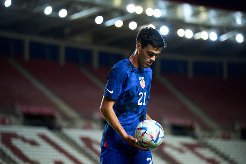 Giovanni Reyna.