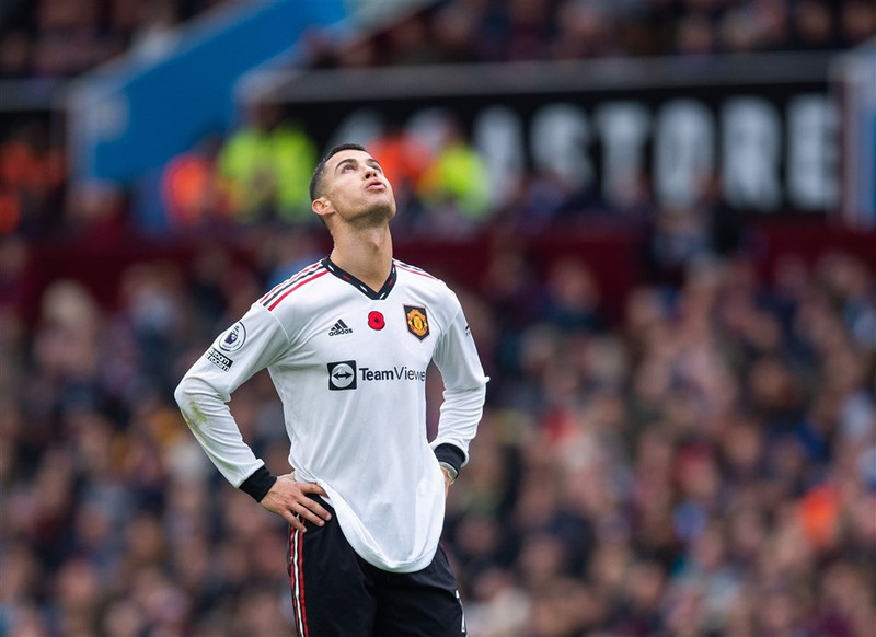 Ronaldo hefur aðeins gert 3 mörk í 16 leikjum á tímabilinu en á síðustu leiktíð skoraði hann 24 í 38 leikjum.