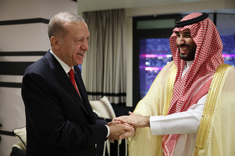 Erdogan forseti Tyrklands og Mohammed bin Salman krónprins Sádi-Arabíu skelltu sér báðir á HM í Katar.