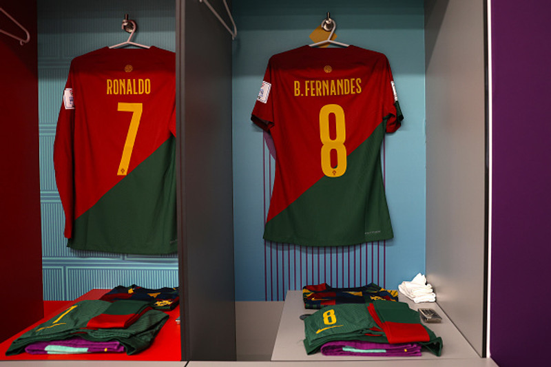Ronaldo og Bruno eru hlið við hlið í klefanum.
