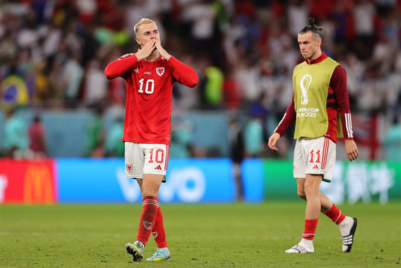 Gareth Bale snerti boltann sjö sinnum gegn Englandi