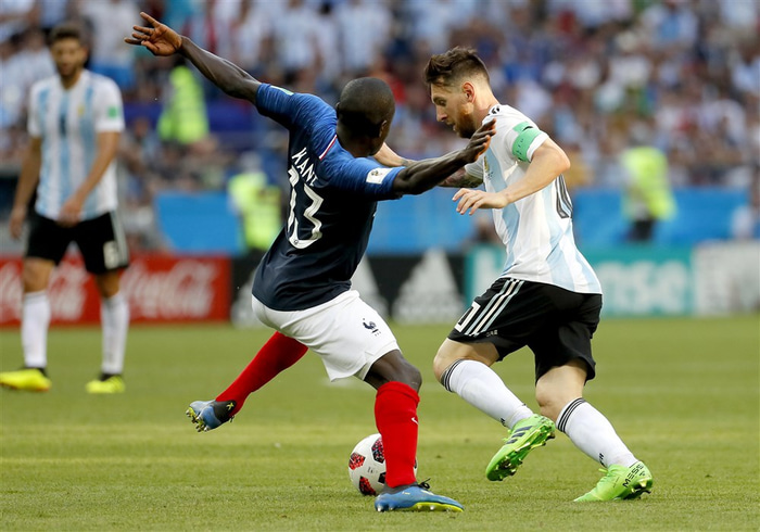 Kante var eins og frakki á Messi 2018.