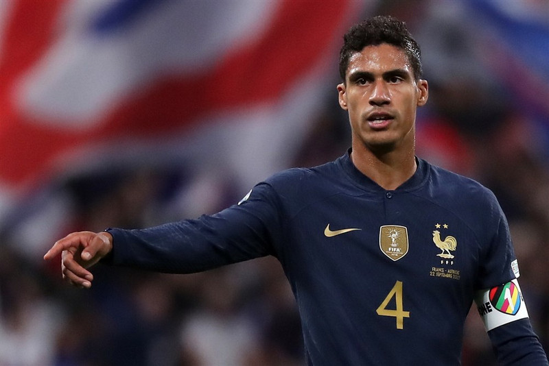 Varane leggur landsliðsskóna á hilluna (Staðfest)
