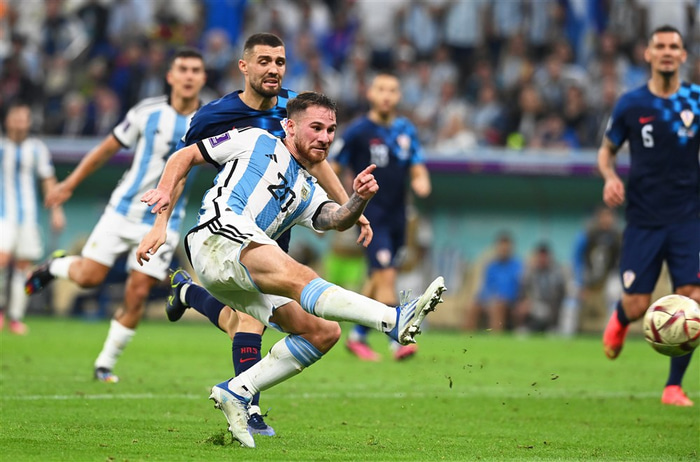 Alexis Mac Allister, leikmaður Brighton, var frábær með Argentínu á HM.