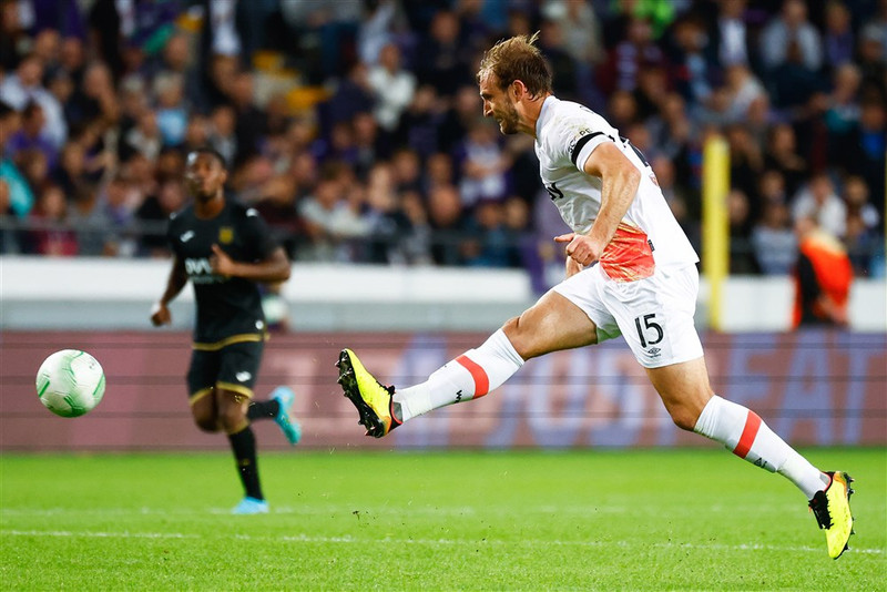 West Ham samþykkir að selja Dawson til Úlfanna