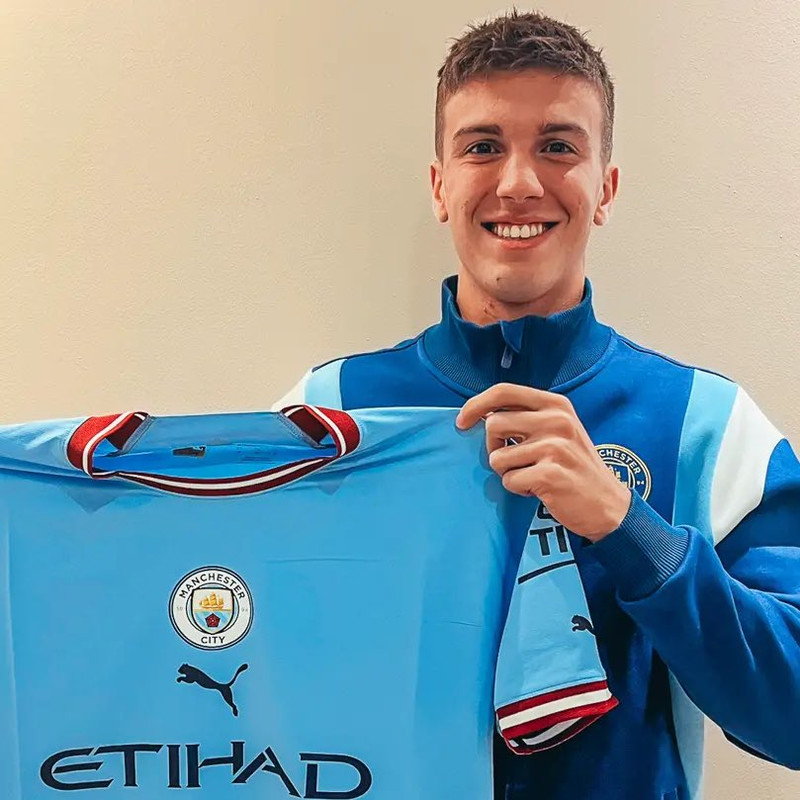 Como fær Perrone frá Man City (Staðfest)