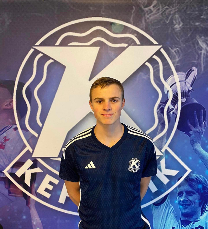 Ásgeir Páll framlengir við Keflavík