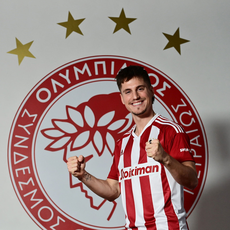 Canos til Olympiakos (Staðfest) - „Erfiðasta augnablik ferilsins"
