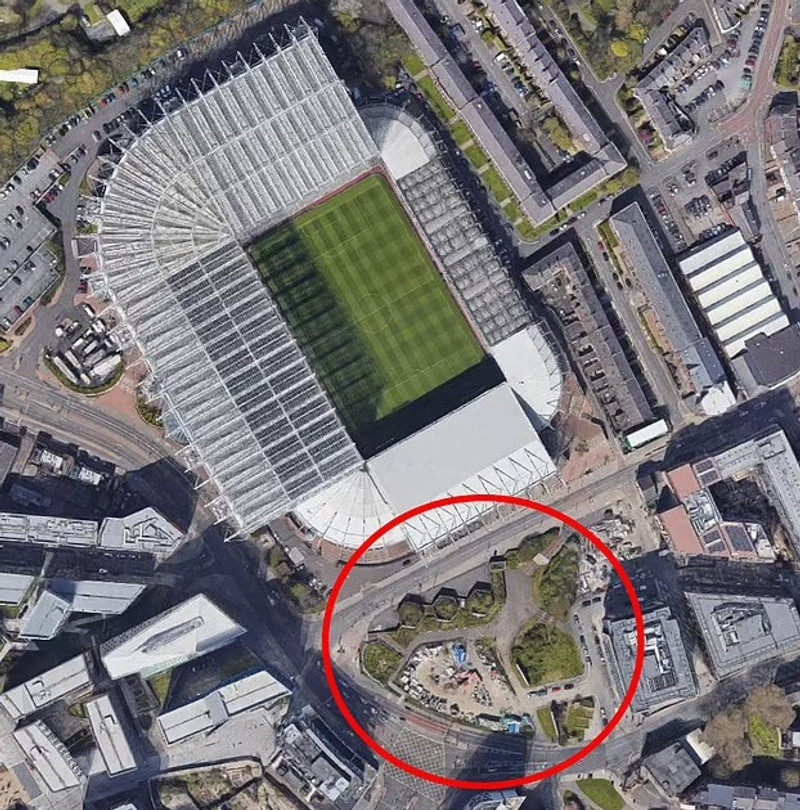 Newcastle kaupir landsvæði við leikvanginn