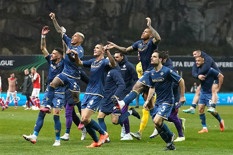 Sambandsdeildin: Olympiakos með forystu gegn Fenerbahce - Fiorentina tókst ekki að skora